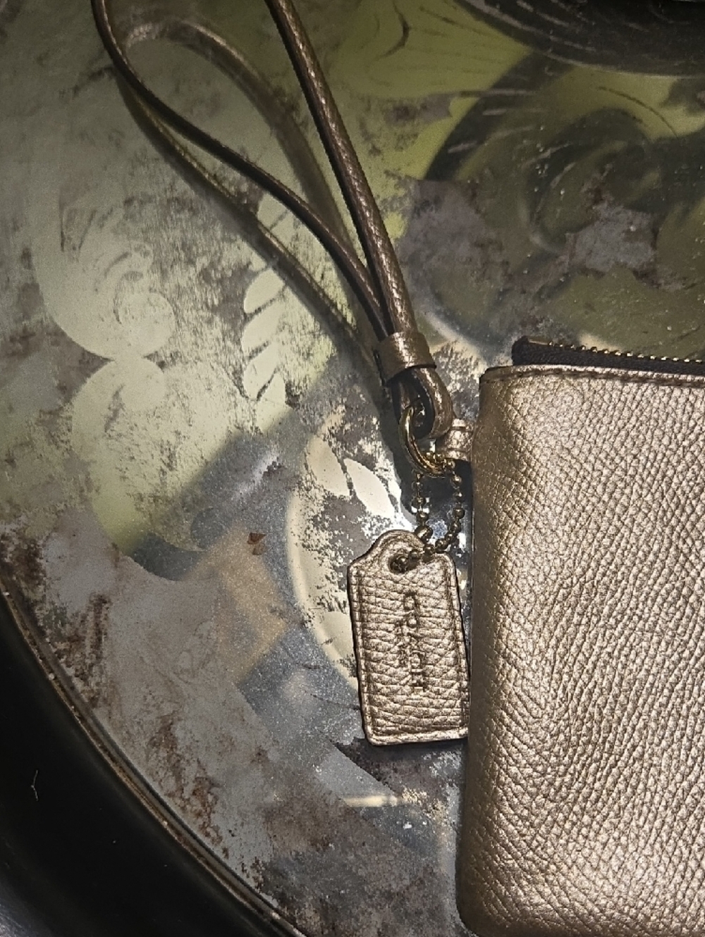Coach Metallic Gold Leather Wristlet Clutch - Picture 8 of 9